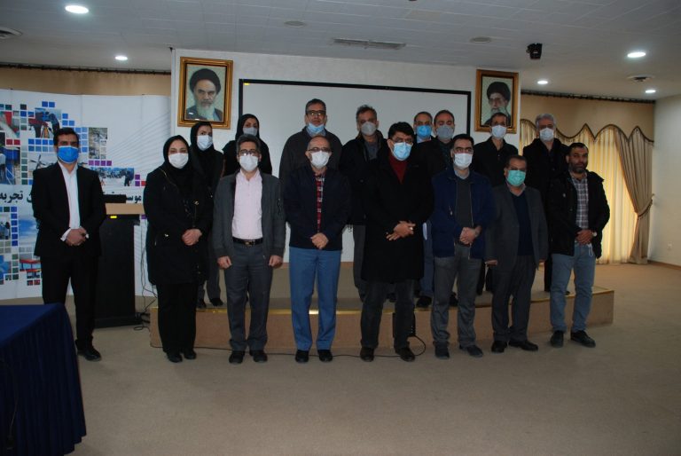 آیین تکریم و گرامیداشت همکاران ایثارگر و بازنشسته موسسه تحقیقات آب